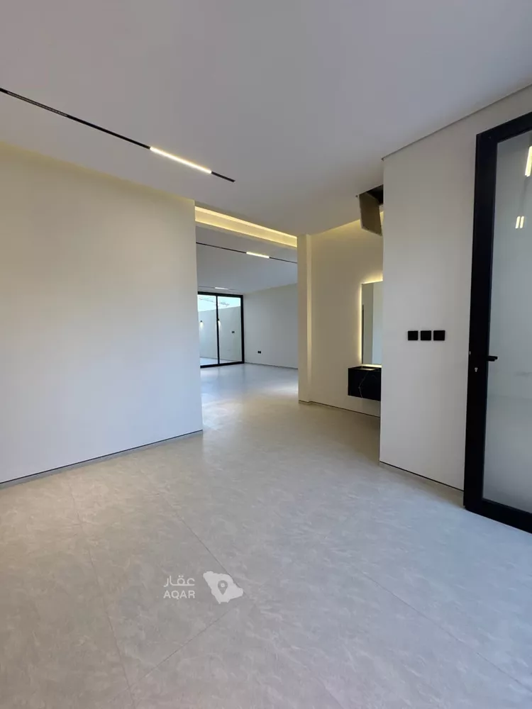 Villa for Sale in Riyadh Al Qirawan 6