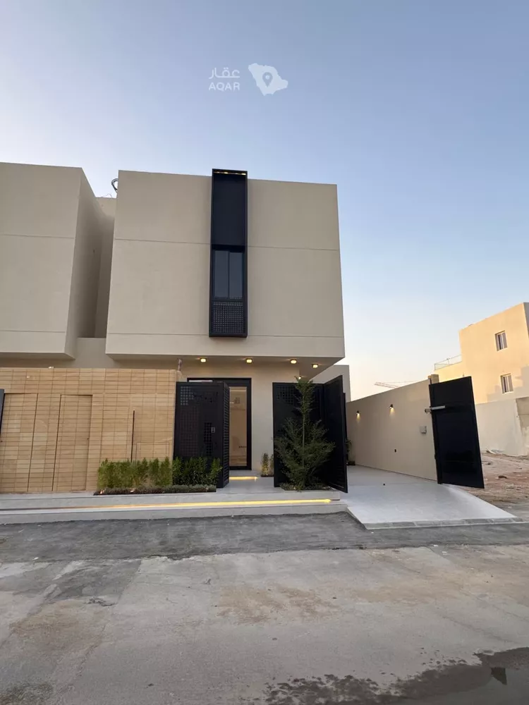 Villa for Sale in Riyadh Al Qirawan