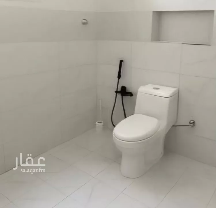 فيلا للإيجار في شارع شارع 18, حي بدر, مدينة الرياض, منطقة الرياض صورة 4