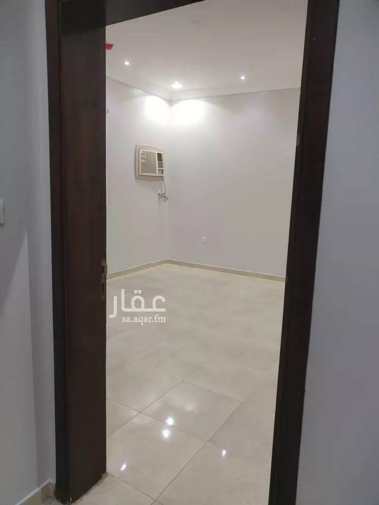 شقة للإيجار في شارع ابي الحرم المقدسي, حي الامارة, مدينة ينبع, منطقة المدينة المنورة صورة 2