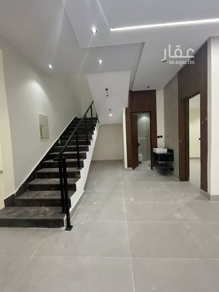 فيلا للإيجار في شارع خيمر, حي عكاظ, مدينة الرياض, منطقة الرياض صورة 3