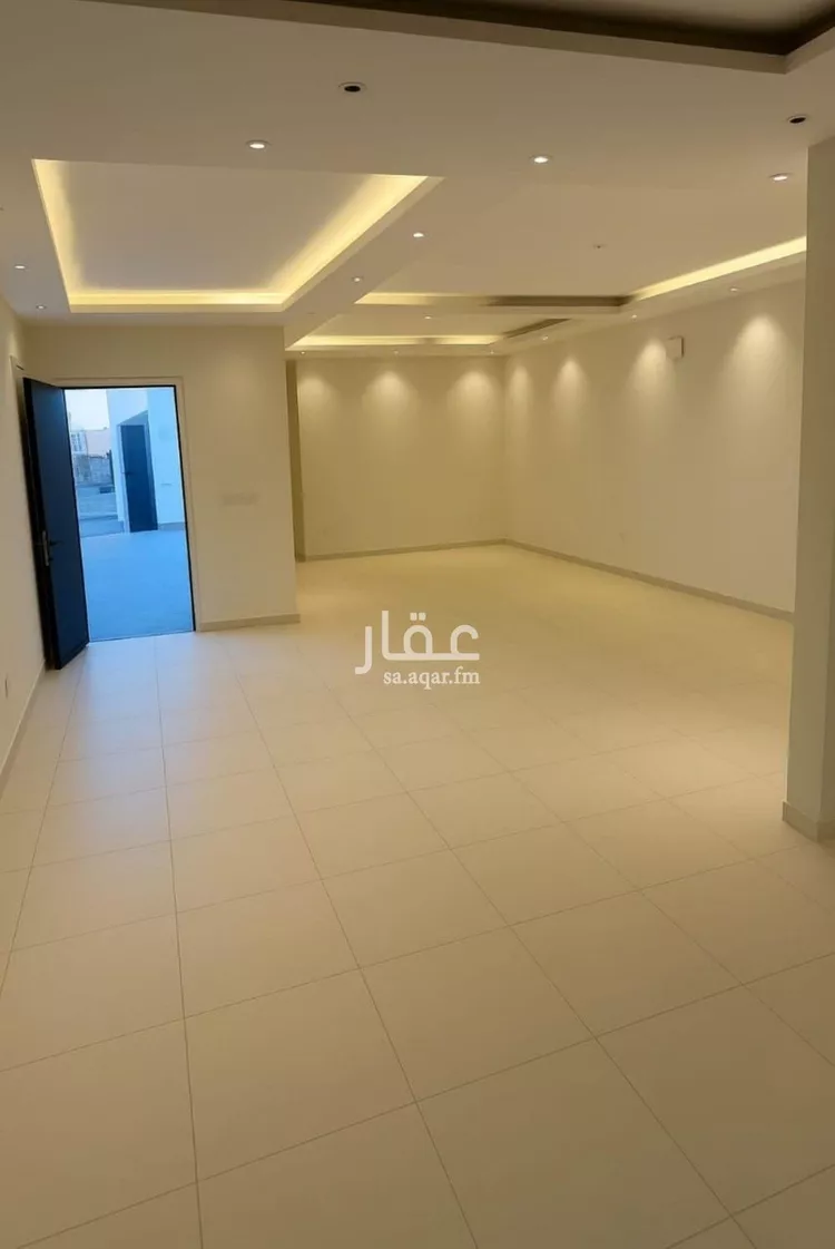 فيلا للإيجار في شارع عبدالله لابني, حي عريض, مدينة الرياض, منطقة الرياض صورة 3