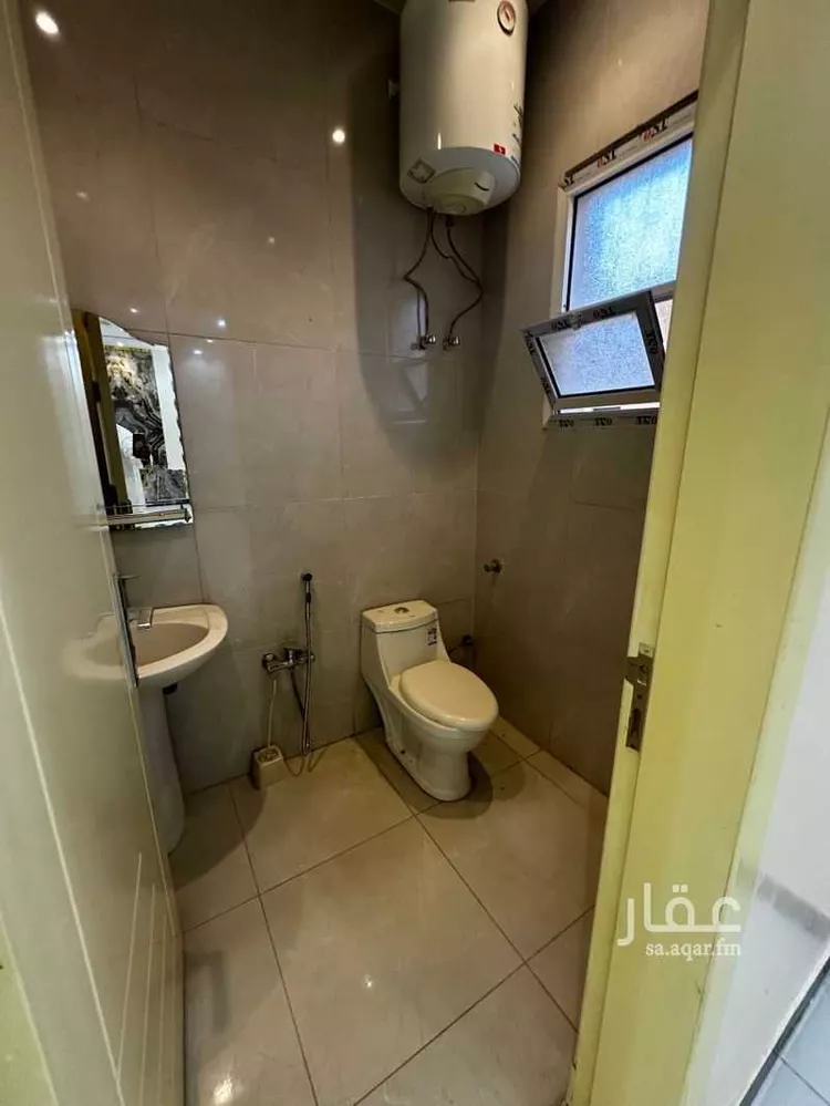 دور للإيجار في شارع الحسن السكري, حي بدر, مدينة الرياض, منطقة الرياض صورة 3