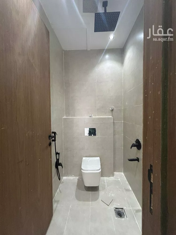 فيلا للإيجار في شارع خيمر, حي عكاظ, مدينة الرياض, منطقة الرياض صورة 5