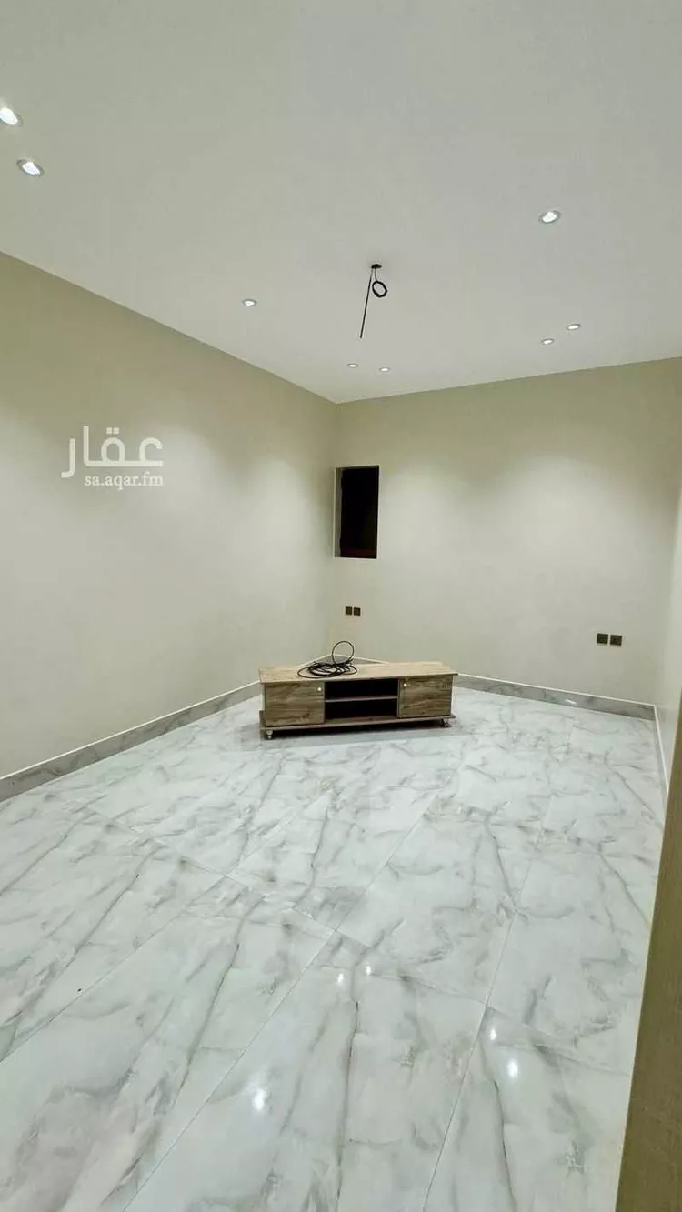 شقة للإيجار في شارع عائشة بنت أبي الفتح, حي المهدية, مدينة الرياض, منطقة الرياض 15