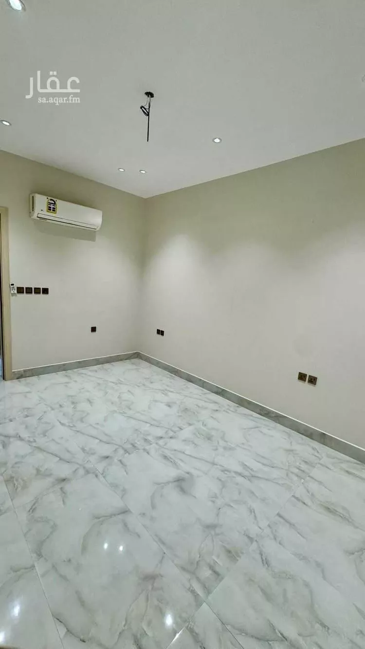شقة للإيجار في شارع عائشة بنت أبي الفتح, حي المهدية, مدينة الرياض, منطقة الرياض 12