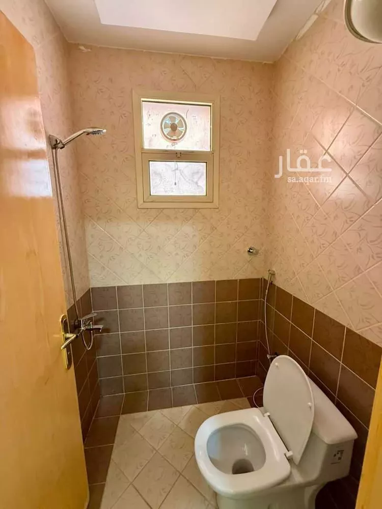 فيلا للإيجار في شارع الجدي, حي لبن, مدينة الرياض, منطقة الرياض 7