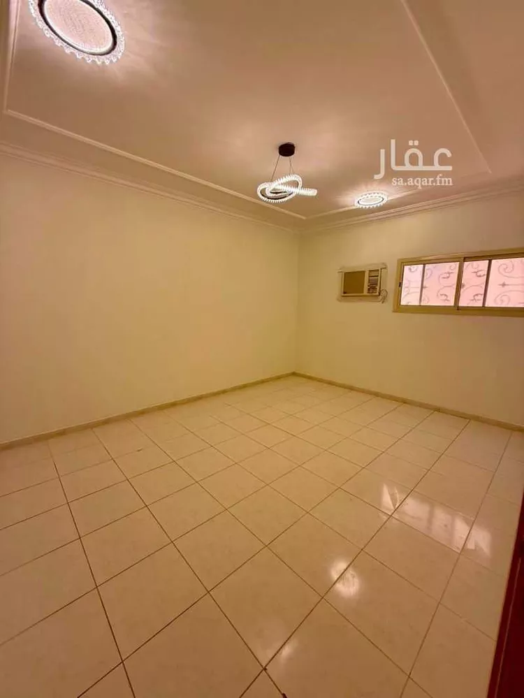 فيلا للإيجار في شارع الجدي, حي لبن, مدينة الرياض, منطقة الرياض صورة 5