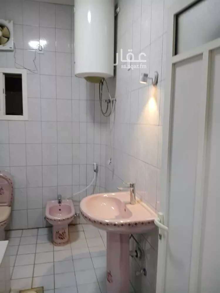 فيلا للإيجار في شارع الدليل, حي النزهة, مدينة الدمام, المنطقة الشرقية صورة 4