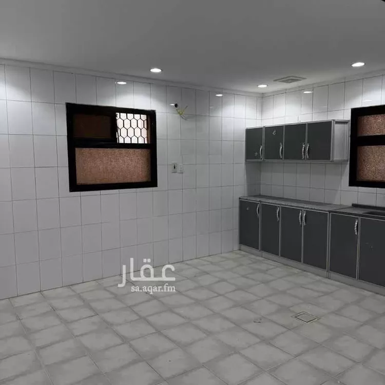 عمارة للإيجار في شارع الخنساء, حي النزهة, مدينة الدمام, المنطقة الشرقية صورة 2