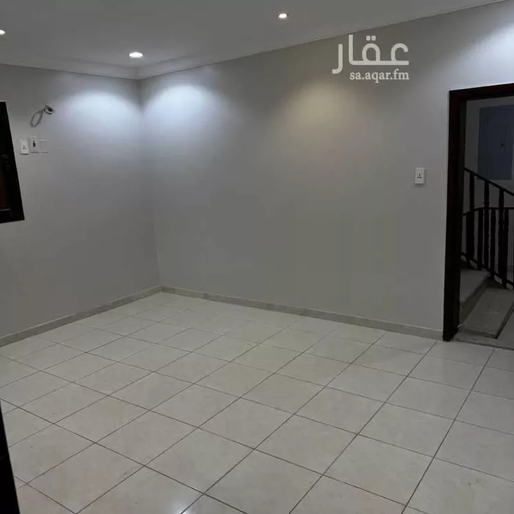 عمارة للإيجار في شارع الخنساء, حي النزهة, مدينة الدمام, المنطقة الشرقية صورة 3