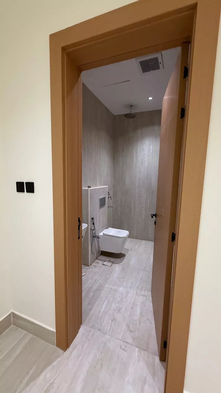 شقة للبيع في شارع عنيزة, حي ظهرة لبن, مدينة الرياض, منطقة الرياض صورة 4