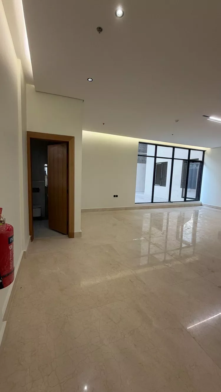 عمارة للبيع في شارع نجران, حي ظهرة لبن, مدينة الرياض, منطقة الرياض 10