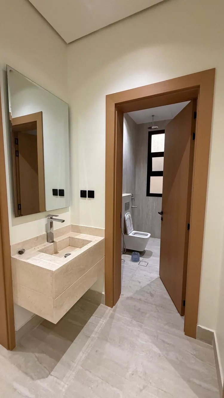 شقة للبيع في شارع كراتشي, حي ظهرة لبن, مدينة الرياض, منطقة الرياض 6