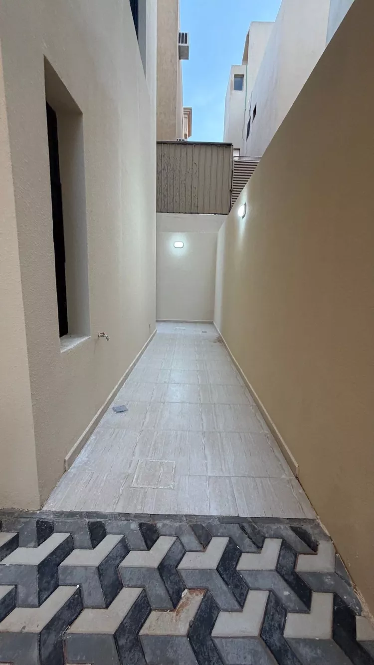 Apartment for Sale in Riyadh Dhahrat Laban 13