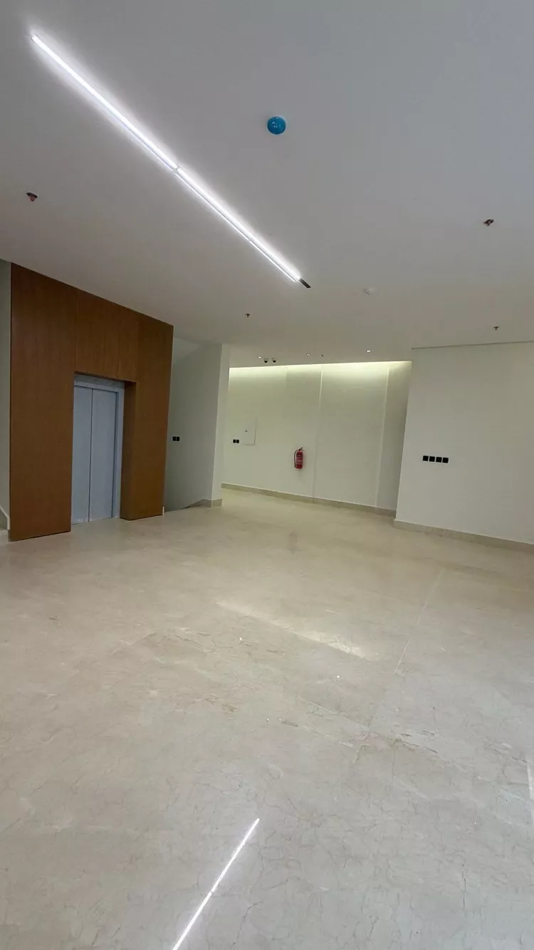 عمارة للبيع في شارع نجران, حي ظهرة لبن, مدينة الرياض, منطقة الرياض 12