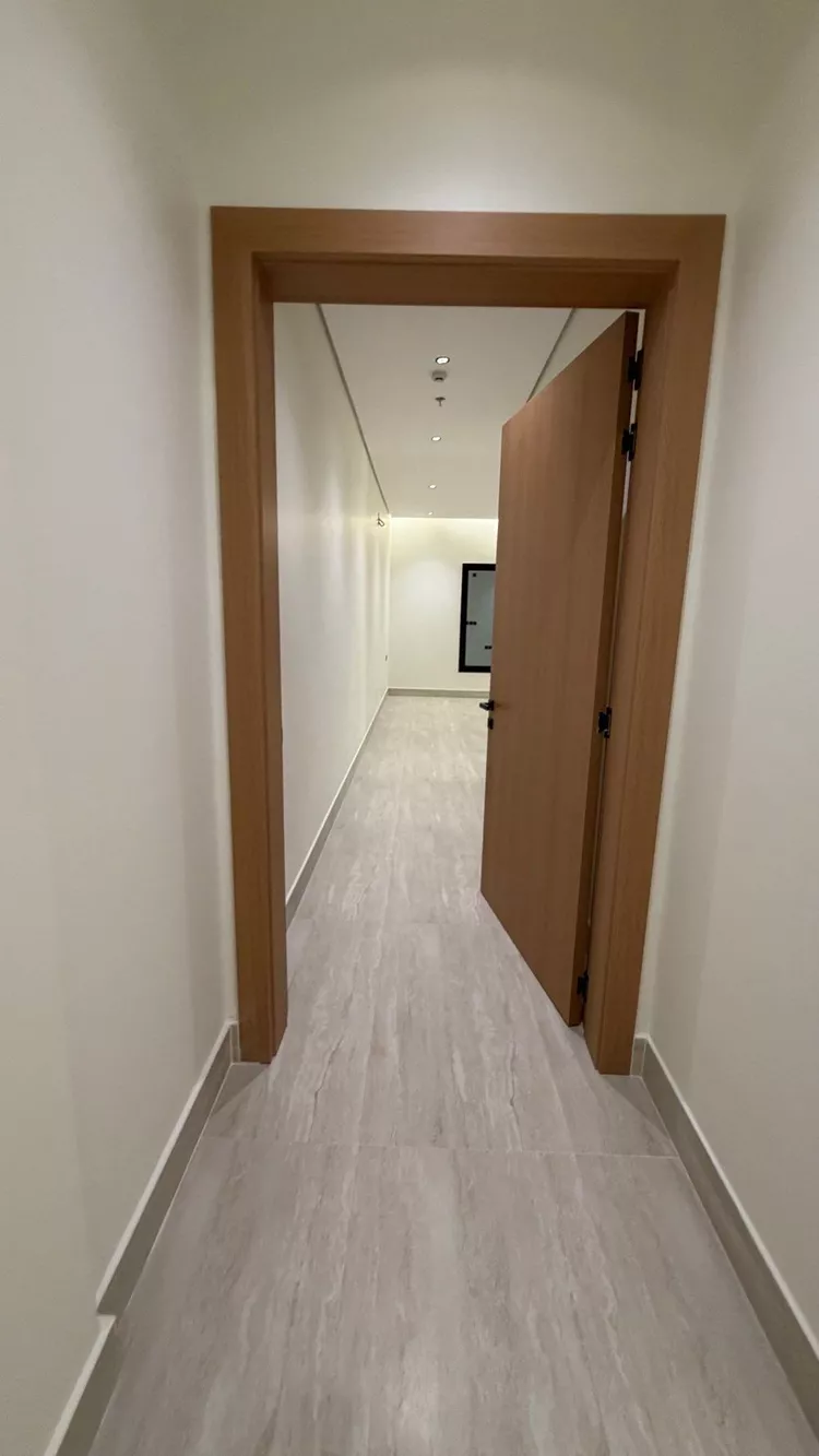 شقة للبيع في شارع عنيزة, حي ظهرة لبن, مدينة الرياض, منطقة الرياض صورة 2