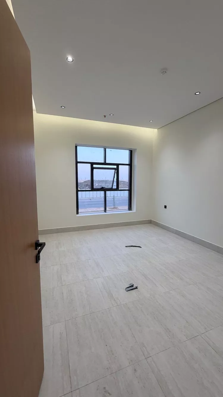 عمارة للبيع في شارع نجران, حي ظهرة لبن, مدينة الرياض, منطقة الرياض 28