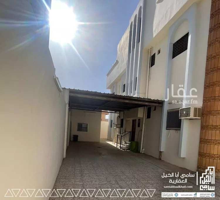 فيلا للبيع في شارع طريق الملك سعود بن عبدالعزيز, حي الزهرة, مدينة البكيرية, منطقة القصيم صورة 2