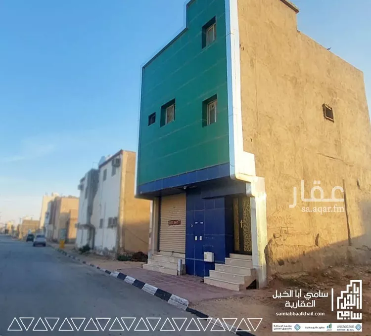 عمارة للبيع في شارع شارع الخضير شرق, حي الديرة, مدينة البكيرية, منطقة القصيم صورة 2