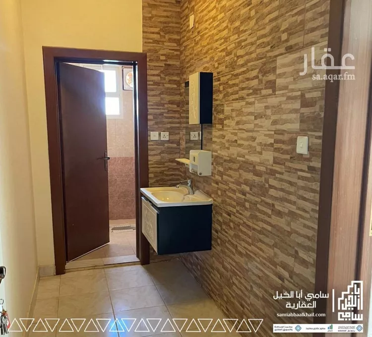 عمارة للبيع في شارع الرمانه, حي الريان, مدينة البكيرية, منطقة القصيم صورة 4