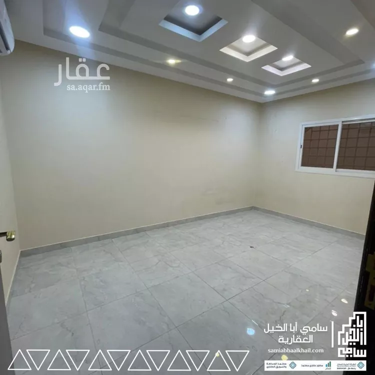 فيلا للبيع في شارع عبدالعزيز بن سبيل, حي الصفاء, مدينة البكيريه, منطقة القصيم صورة 4