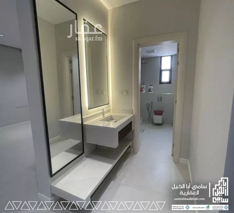 فيلا للبيع في شارع عبدالمحسن العباد, حي الربوة, مدينة البكيرية, منطقة القصيم صورة 4