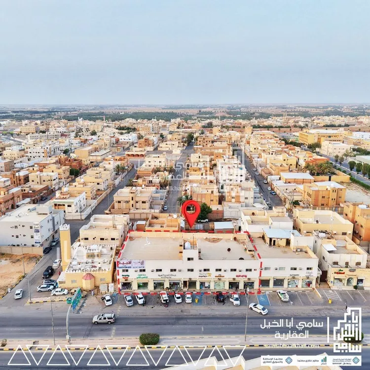 عمارة للبيع في شارع الملك خالد بن عبدالعزيز, حي الديرة, مدينة البكيريه, منطقة القصيم صورة 3
