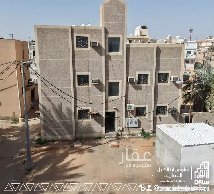 Building for Sale in Al Bukayriyah Al Balad Al Qadim