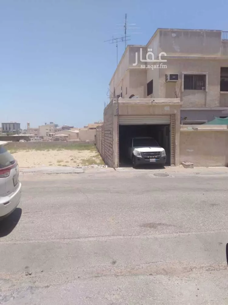 عمارة للبيع في شارع زياد بن عزير, حي المريكبات, مدينة الدمام, المنطقة الشرقية