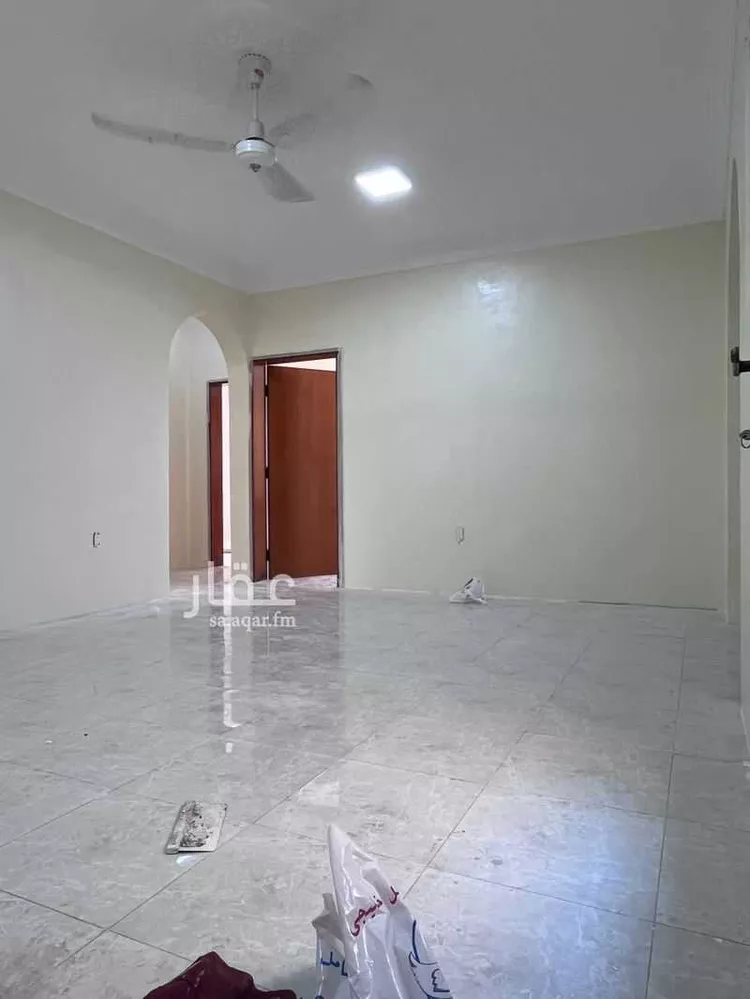 شقة للإيجار في شارع السادس عشر, حي العقربية, مدينة الخبر, المنطقة الشرقية 11