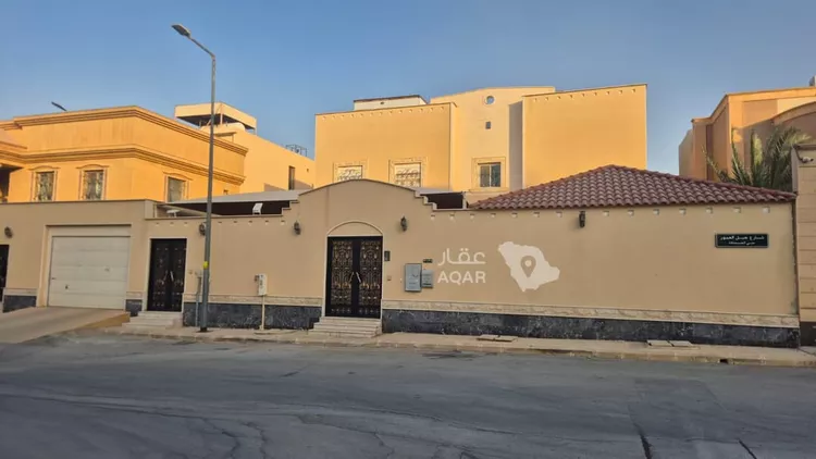 Villa for Sale in Riyadh As Sahafah