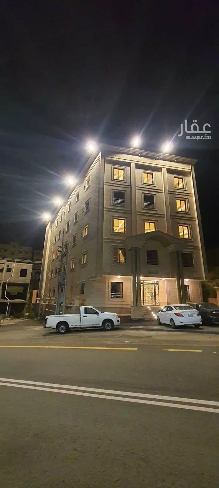 عمارة للإيجار في شارع شارع تميم بن يعار, حي الحجاز, مدينة الباحة, منطقة الباحة