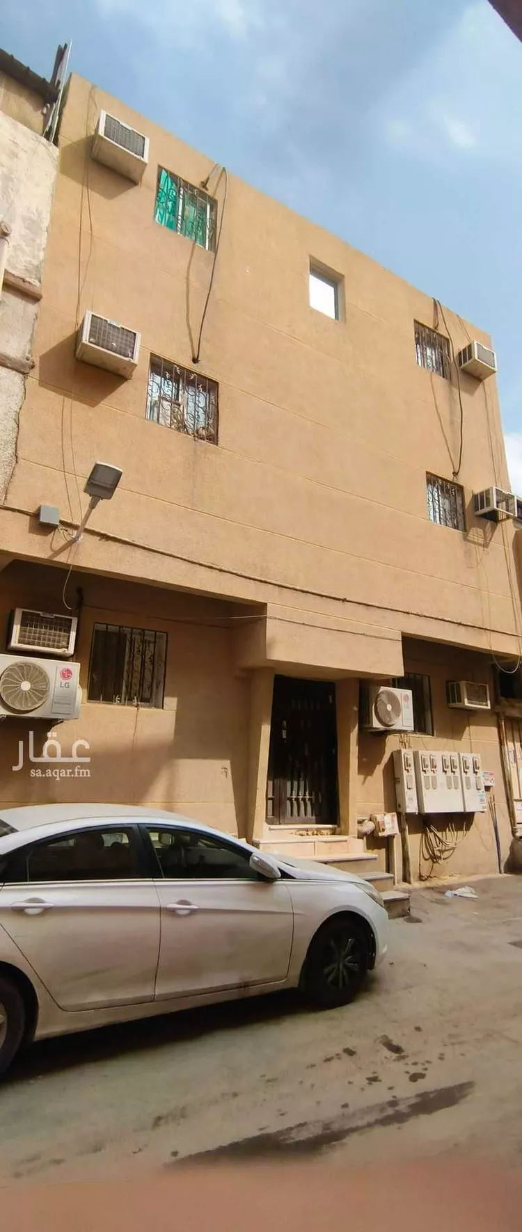 عمارة للبيع في شارع محمود النجاري, حي أم الحمام الشرقي, مدينة الرياض, منطقة الرياض