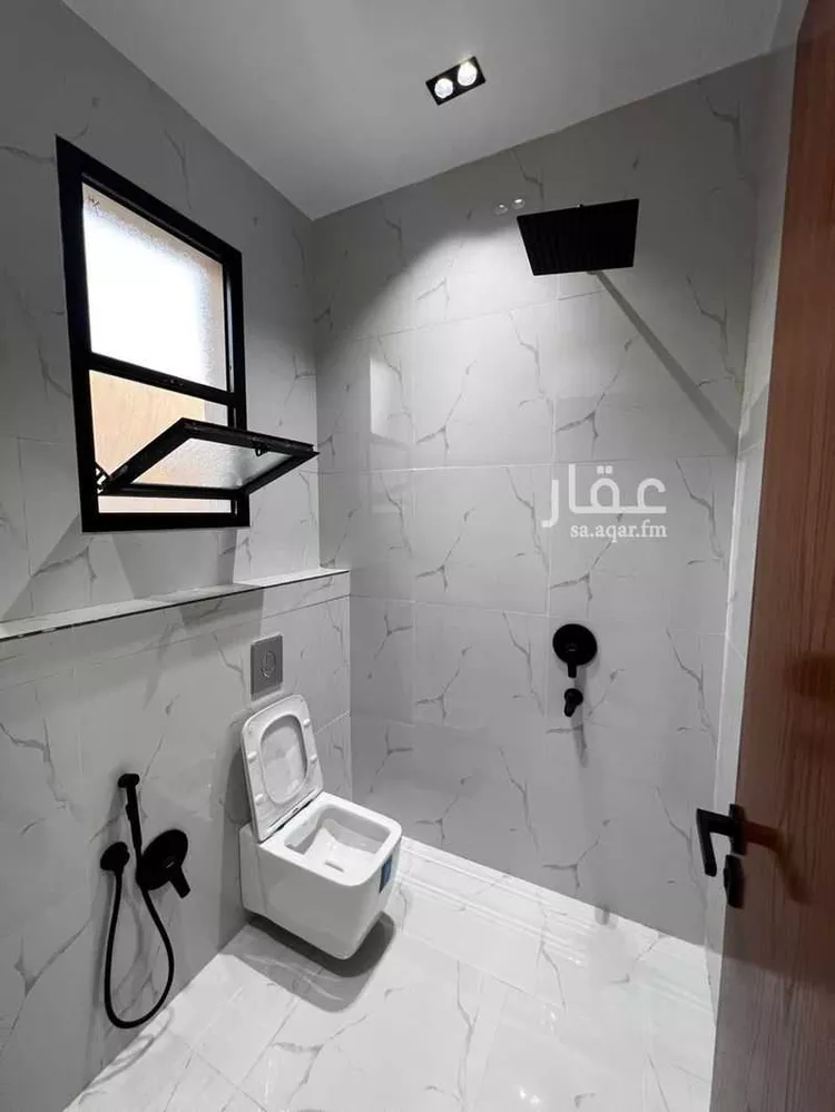 فيلا للبيع في شارع أبي طالب الكرخي, حي الخليج, مدينة الرياض, منطقة الرياض صورة 2