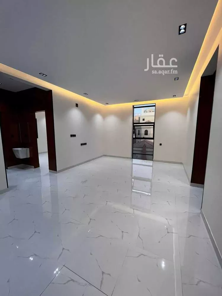 فيلا للبيع في شارع أبي طالب الكرخي, حي الخليج, مدينة الرياض, منطقة الرياض صورة 3