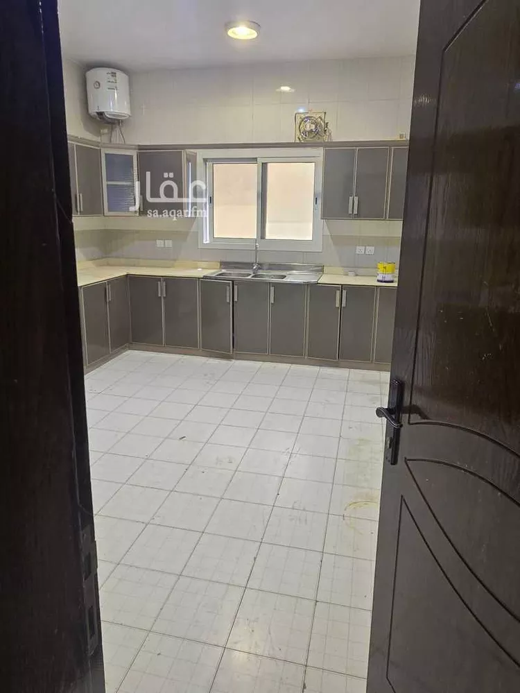 Floor for Rent in Riyadh Qurtubah 8