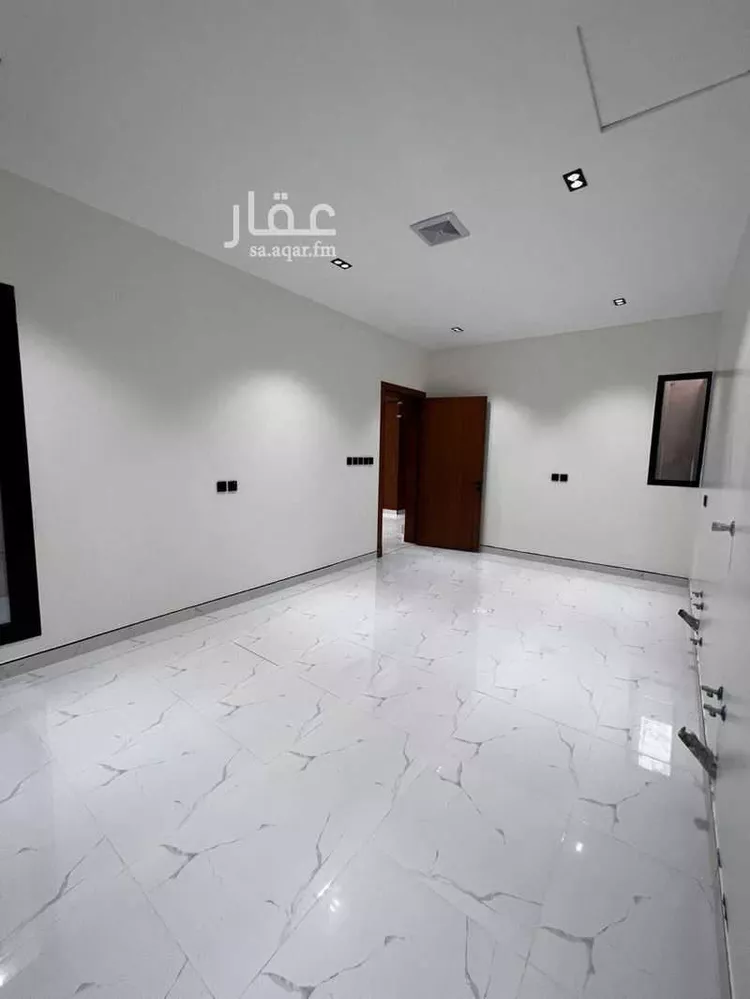 فيلا للبيع في شارع أبي طالب الكرخي, حي الخليج, مدينة الرياض, منطقة الرياض صورة 4