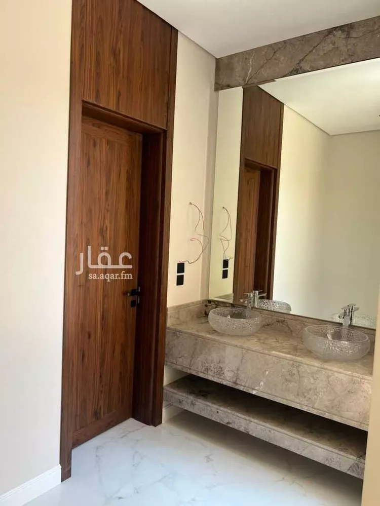 فيلا للبيع في شارع البلقاء, حي الحمراء, مدينة الرياض, منطقة الرياض 11
