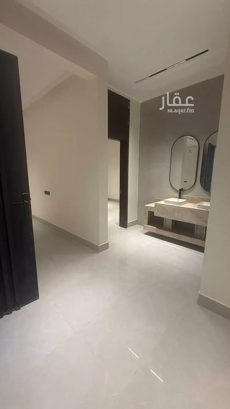 فيلا للإيجار في شارع الكواكب, حي الجنادرية, مدينة الرياض, منطقة الرياض صورة 4