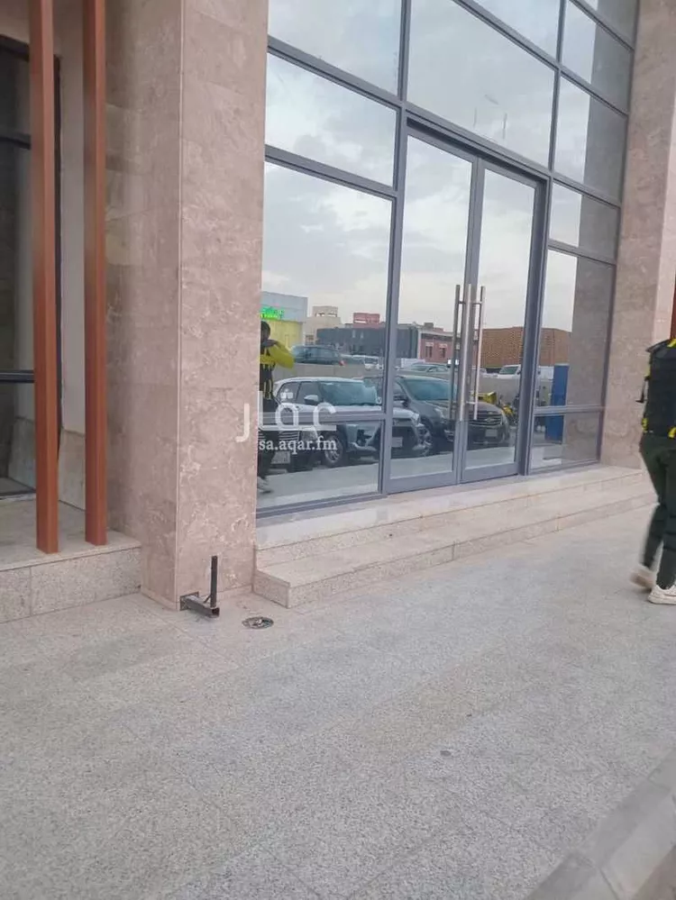 Building for Rent in Riyadh Al Wadi 11