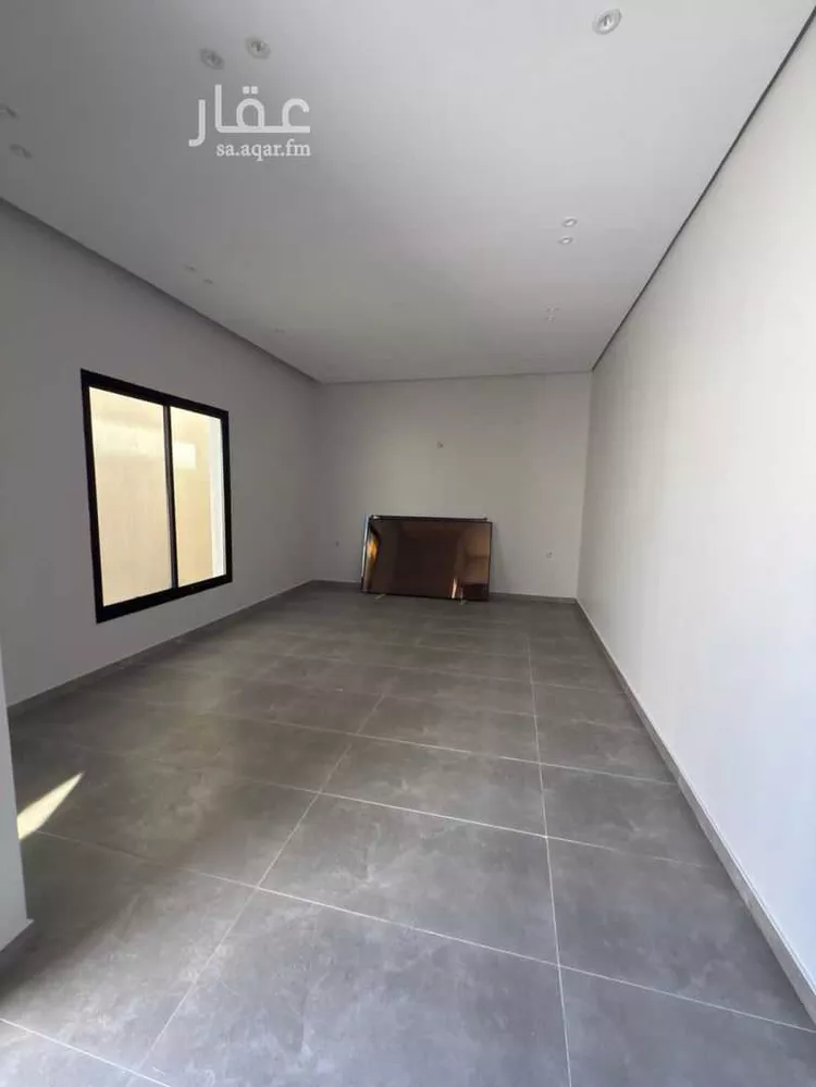 فيلا للبيع في شارع ابن الصاحب, حي الورود, مدينة الخرج, منطقة الرياض صورة 3