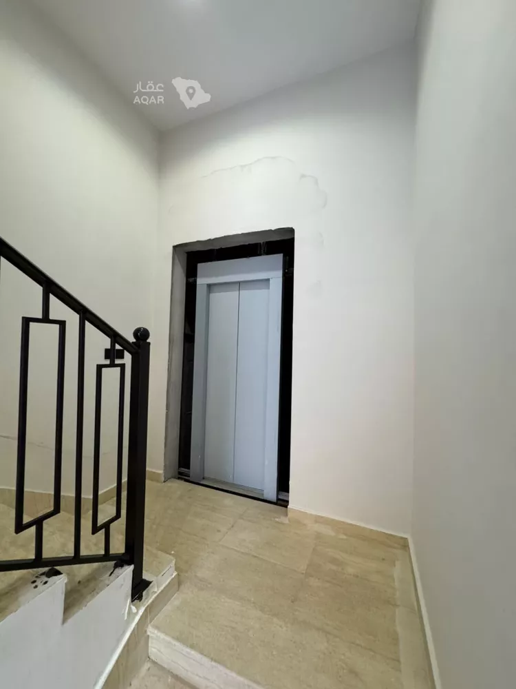 دور للبيع في شارع المنذر بن الزبير, حي طويق, مدينة الرياض, منطقة الرياض 2