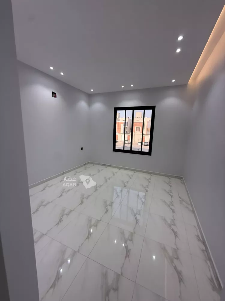 دور للبيع في شارع شاهين, حي العزيزية, مدينة الرياض, منطقة الرياض 6