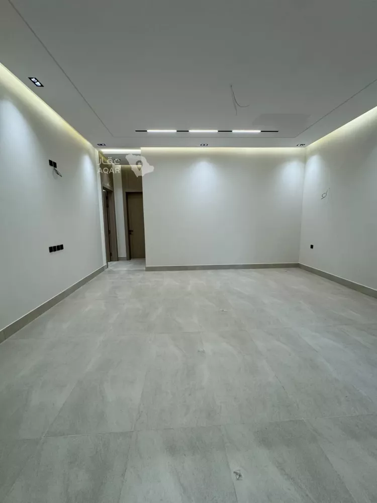دور للبيع في شارع المنذر بن الزبير, حي طويق, مدينة الرياض, منطقة الرياض 8