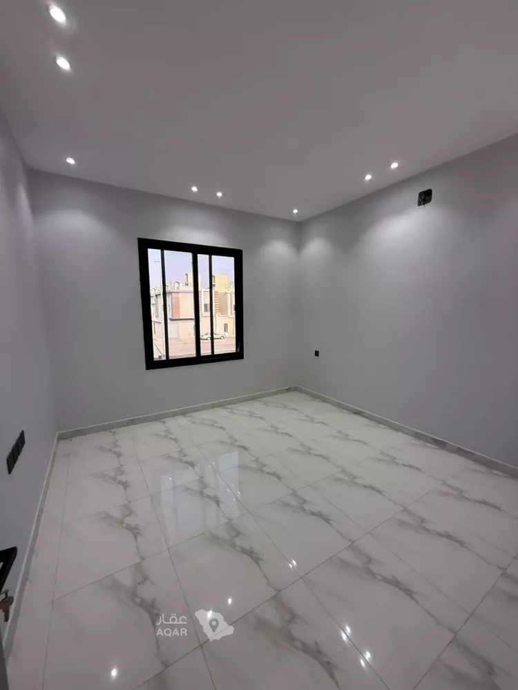 دور للبيع في شارع شاهين, حي العزيزية, مدينة الرياض, منطقة الرياض 3