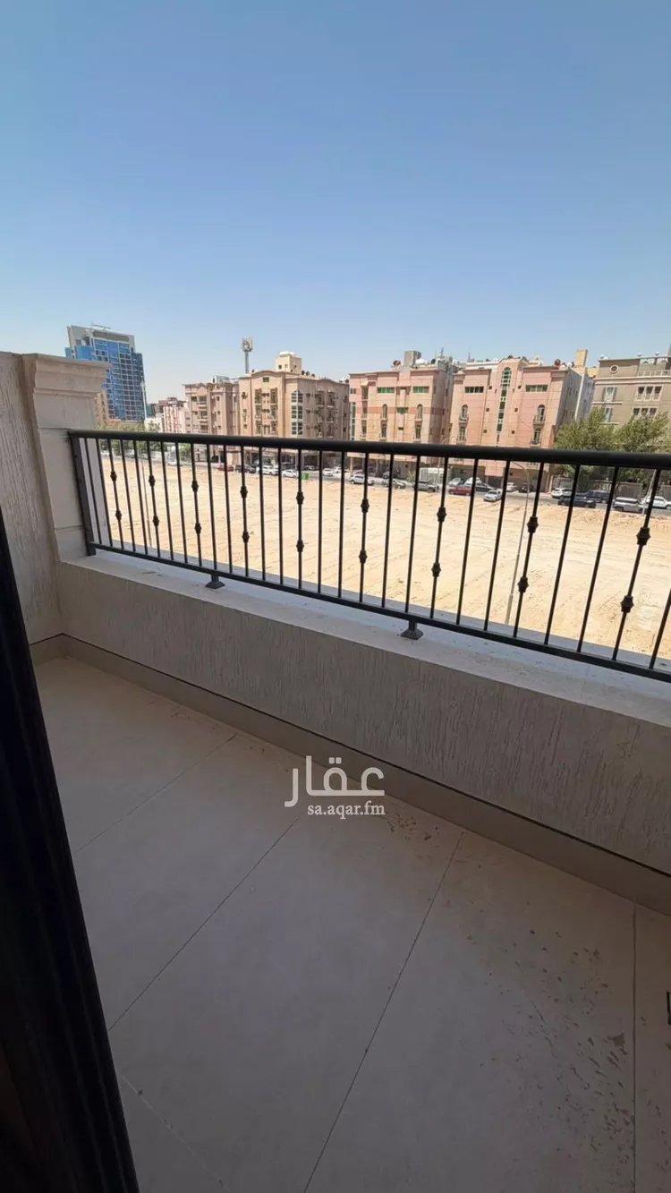 شقة للإيجار في شارع الالمعي, حي البندرية, مدينة الخبر, المنطقة الشرقية 13