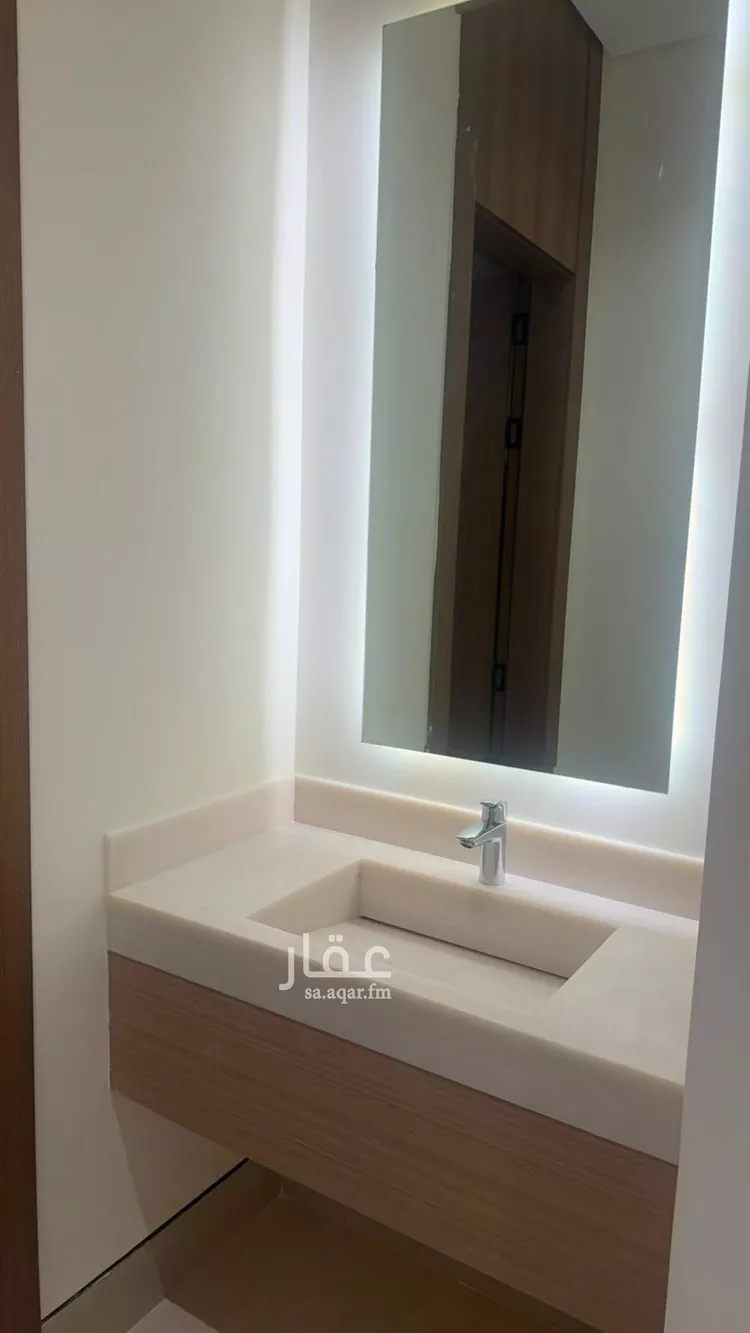 شقة للإيجار في شارع الالمعي, حي البندرية, مدينة الخبر, المنطقة الشرقية 15