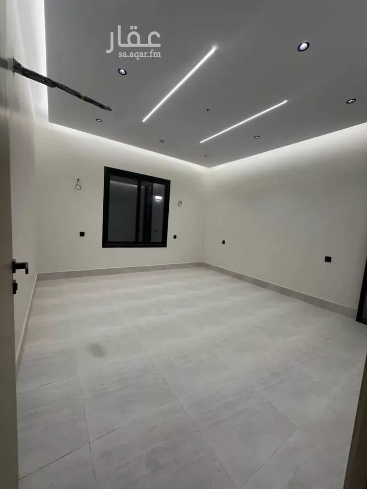 Floor for Sale in Medina Ad Difa 7