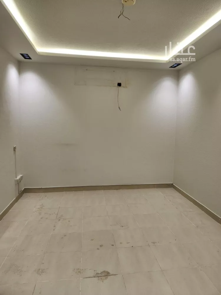Commercial Office for Rent in Riyadh Al Wahah صورة 3